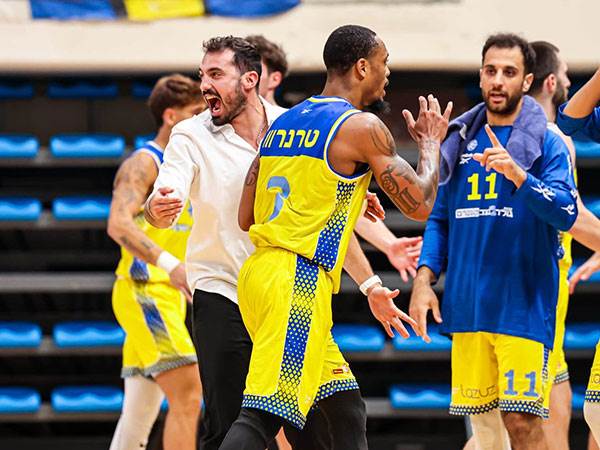 (יעל אמסילי מנהלת ליגה לאומית Winner)