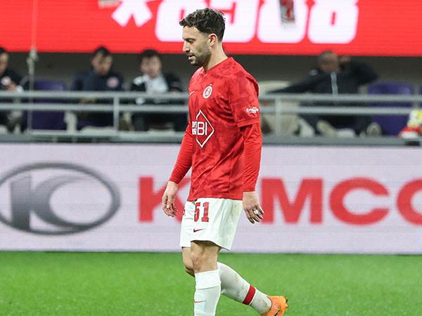 מכה להפועל. אלטמן (דני מרון)