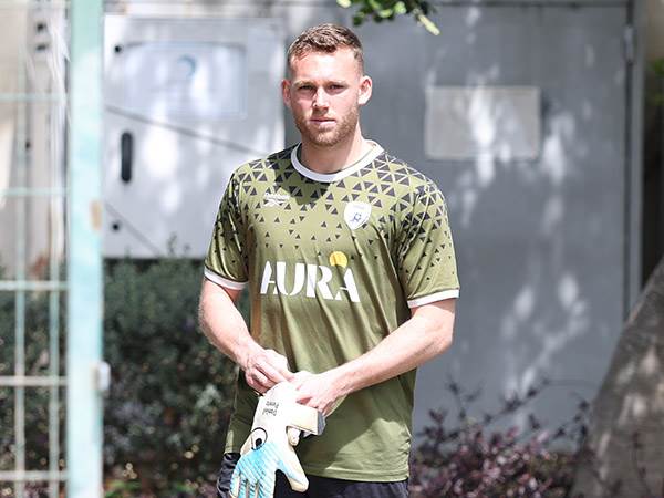 תמיד מאמין. פרץ (אלן שיבר)