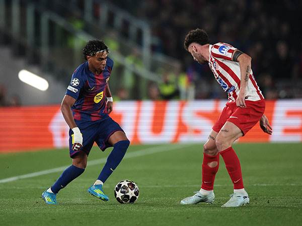 ברצלונה ניסתה לחזור למשחק ללא הצלחה (David Ramos/Getty Images)