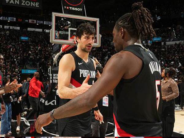 אבדיה והולידיי. אחוות ווינרים (GETTY)