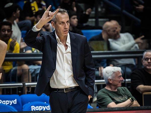 הורד נשאר בזכותו? (עודד קרני)