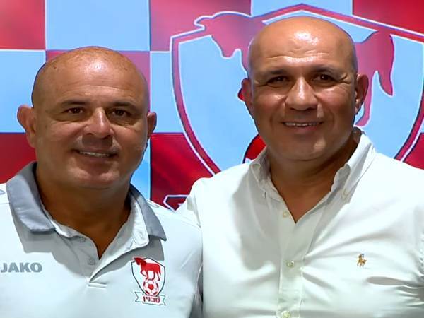 אבוקסיס ודוכי, פותחים עונה