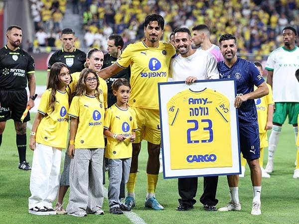 הטקס לגולסה. לא שמע את אוהדי חיפה (אלן שיבר)