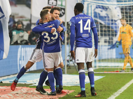 קונופליאנקה הציל את שאלקה (gettyimages)