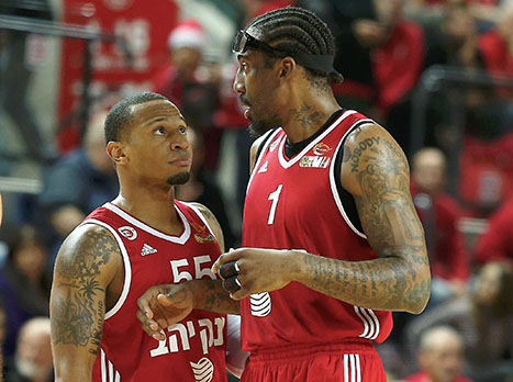 המצטיינים. אמארה וג'רלס (אלן שיבר)