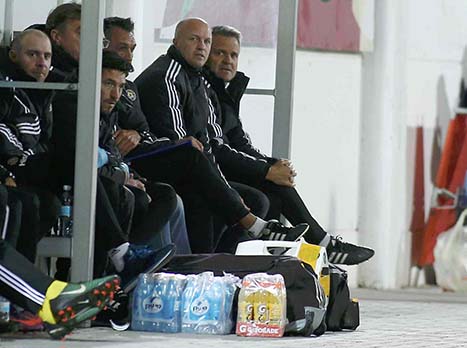 לא מתכוון להישאר על הספסל באופן קבוע. קרויף (אלן שיבר)