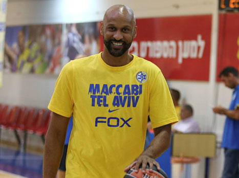 סמית'. "שחקנים צריכים לקחת אחריות" (אלן שיבר)