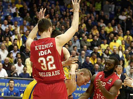 נתקל בקשיים אחרי פתיחה טובה. אייברסון (אלן שיבר)