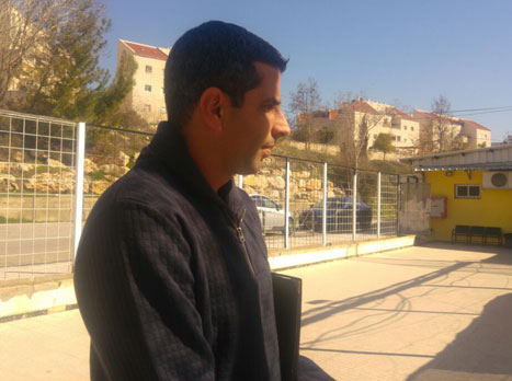 בעדו או נגדו, מימר כבר בבית וגן