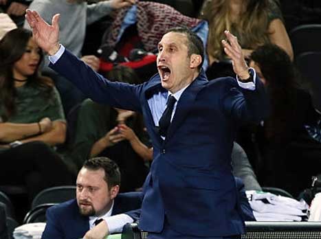 מחוץ לגביע. בלאט (Getty)