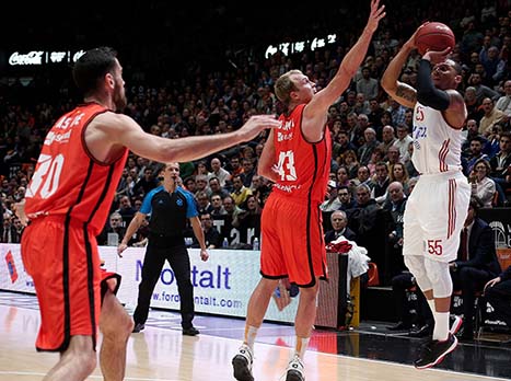 13 נק' של ג'רלס לא עזרו (האתר הרשמי של ולנסיה)