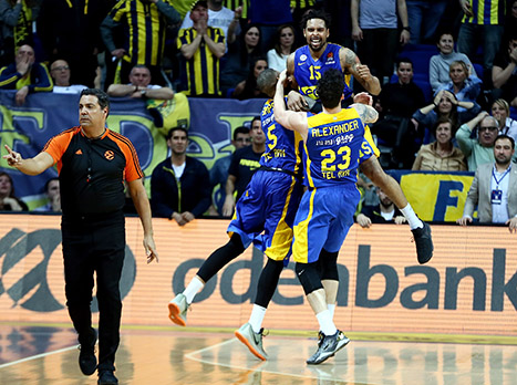 הצהובים הגיעו משוחררים מלחץ, והפתיעו (getty)