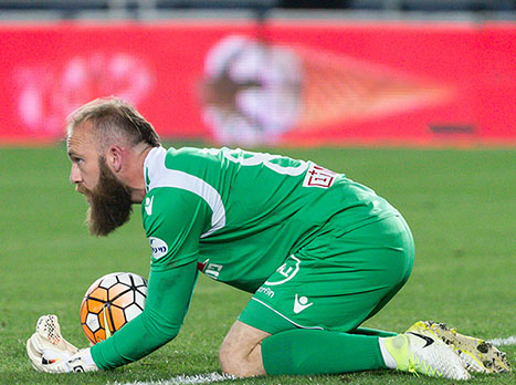 לא צפוי להישאר בפ"ת. עמוס