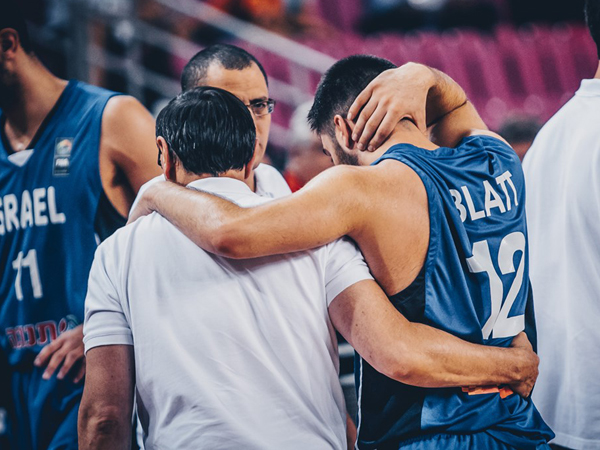 גם הפציעה לא עצרה את בלאט (FIBA)