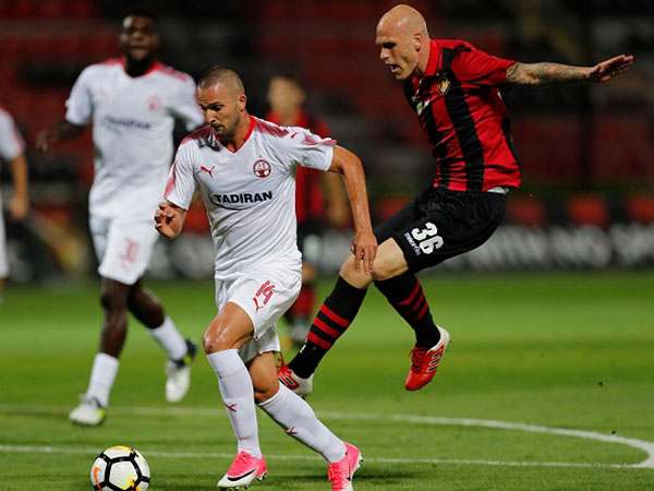 לא החליט אם לעבור ניתוח. שהר