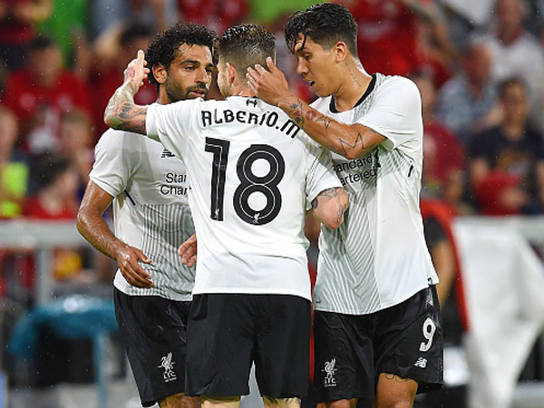 התצוגות בהכנה ימשיכו גם בליגה? שחקני ליברפול חוגגים (getty)