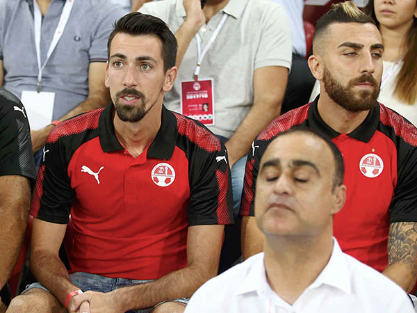 קואנקה. יעזור לחבריו להגיע לשלב הבתים? (אלן שיבר)