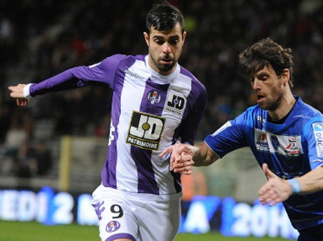 בן בסט במדי טולוז. "אני לא אותו שחקן היום, אין ספק"