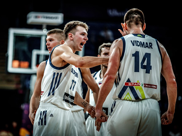 סלובניה חוגגת עליה שנייה בהיסטוריה לחצי (FIBA)