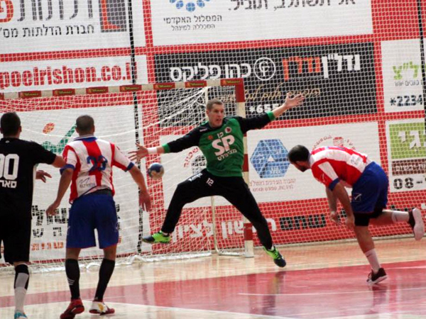 ניצחון בכורה לראשל"צ (איגוד הכדוריד)