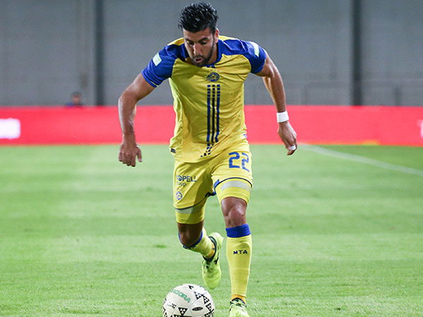 ריקן. הפעם בתפקיד המגן (דני מרון)