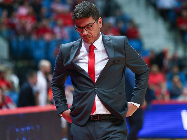 שבוע חשוב לקציקאריס (אלן שיבר)