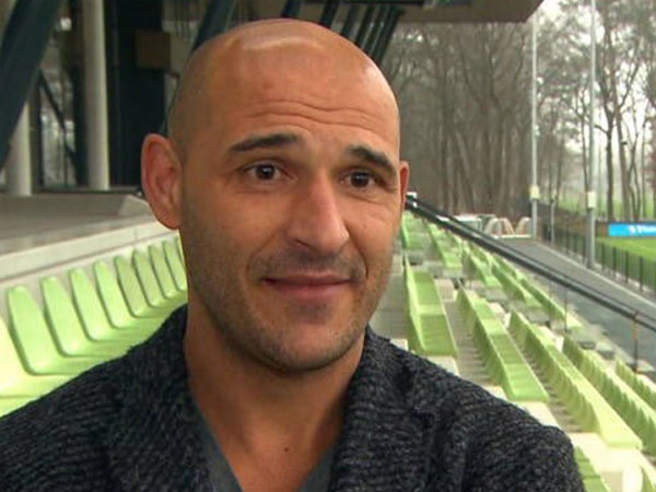 אלאך. בוויטסה עדיין לא אישרו שהייתה פנייה