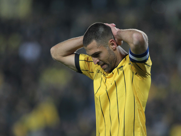 שכטר. השלים אימון וישחק