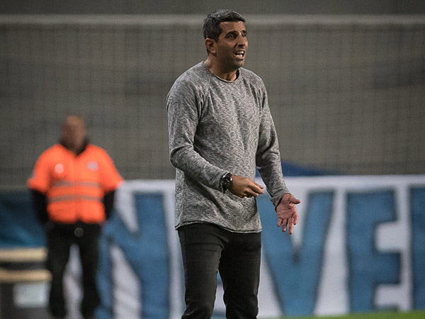 בינתיים הוא לא סופג אש. מימר (יוסי שקל)