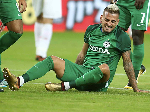 האמונה שלו הובילה אותו לאורך הקריירה. בוזגלו (אלן שיבר)