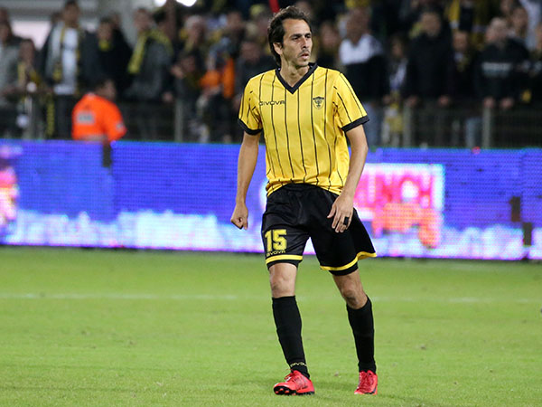 בניון. הקהל תומך בו (יוסי שקל)