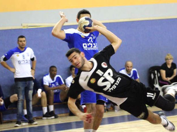 היתרון במחצית לא הספיק למארחת (צילום: מני אלגריסי, הפועל אשדוד)