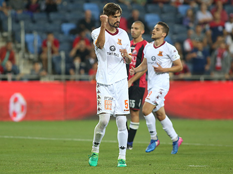 "מרשיץ' פגע בחבריו לבני יהודה" (יוסי שקל)