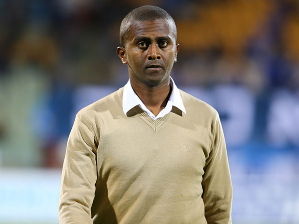 דגו. עדיין מאמין (לירון מולדובן)