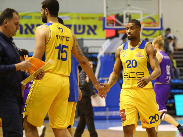 אשדוד ניצלה הגנה נוראית של הסגולים (צילום: מנהלת הליגה)