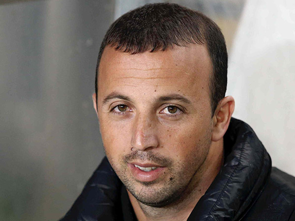 ואחרי הכל הוא בפסגה. בן זקן (אלן שיבר)