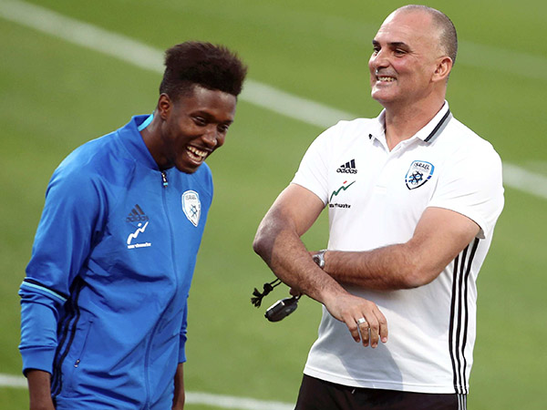 חזן וטוואטחה מתכוננים לרומניה (אלן שיבר)