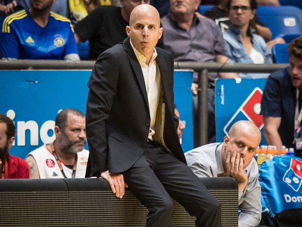 פרנקו. בהפועל ת"א מעודדים (עודד קרני)