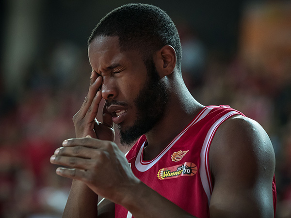 דייסון: "צריכים לחזור לעצמנו" (מנהלת)