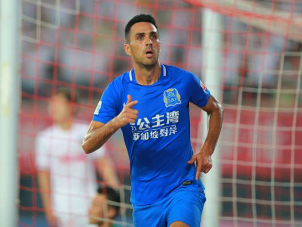 "ערן זוכה כאן לכבוד הכי גדול שיש" (Getty)