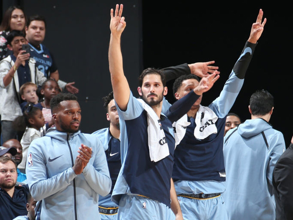 בדרך לפלייאוף? (צילום: Ned Dishman/NBAE via Getty Images)
