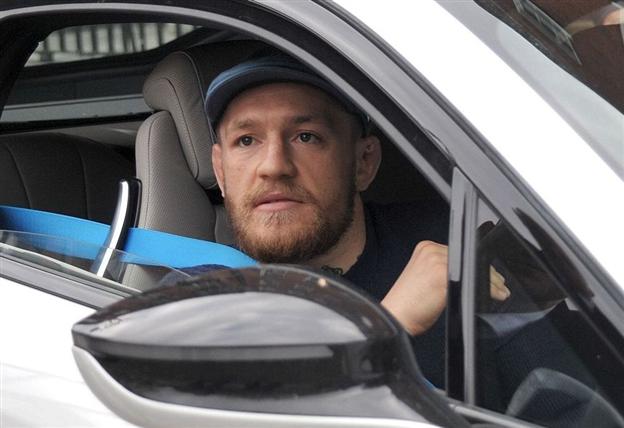 קונור מקרגור. הלך הרשיון (צילום: יצרן)