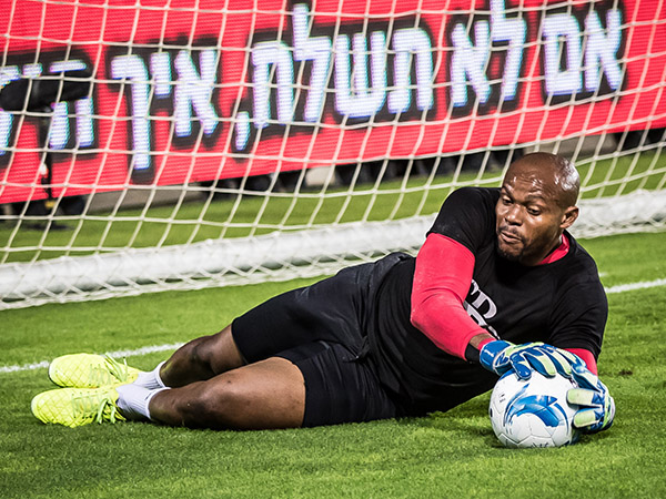 אג'ידה. פייק ניוז (עודד קרני)