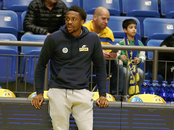 ריי. היה עם רגל וחצי בחוץ (אלן שיבר*