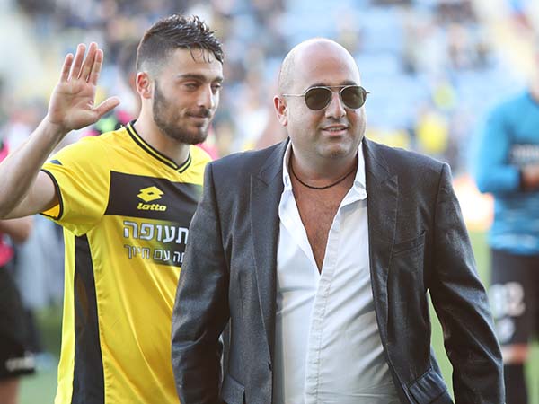 התקבל בחום. פיניש (עודד קרני)