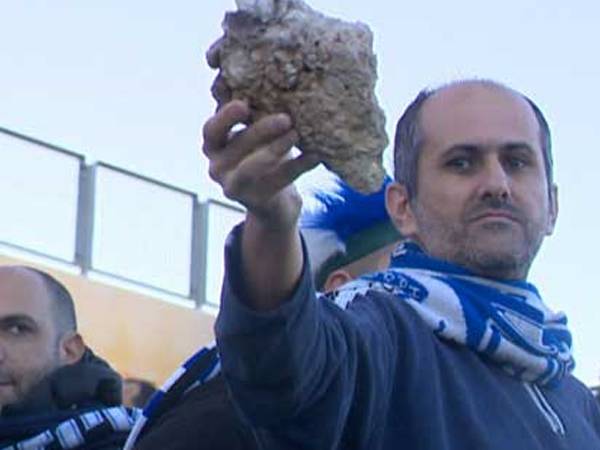 מה הוביל למהומה הגדולה?