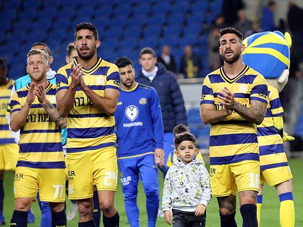 "כהן לא יעשה פרצופים אם לא יפתח" (אלן שיבר)