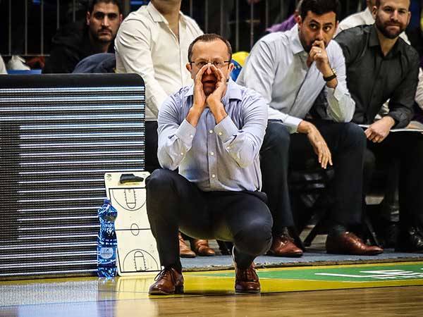 "משחק מטורף", שמיר (עודד קרני)