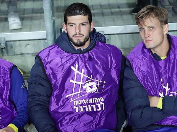 צפוי לפתוח, טננבאום (אלן שיבר)